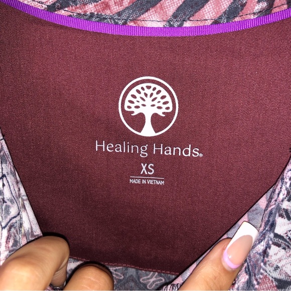 Healing Hands Purple Label Zip Pull Over Mandarin Scrub Top in Auki Size XS - Picture 6 of 6
